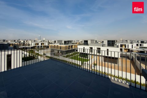 Villa in Dubai, UAE 5 bedrooms, 420 sq.m. № 682282 - photo 23