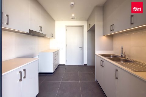 Villa in Dubai, UAE 5 bedrooms, 420 sq.m. № 682282 - photo 17