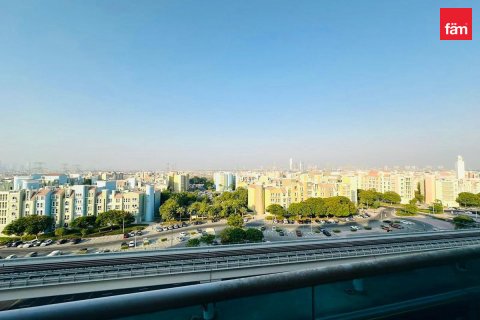 Apartment til salg i Al Furjan, Dubai, UAE 2 soveværelser, 113.8 kvm № 766625 - foto 12
