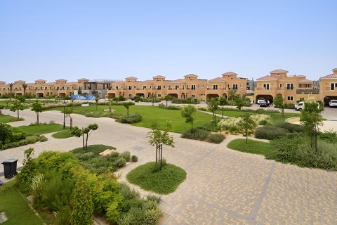 Vila u gradu The Villa, Dubai, UAE 5 spavaće sobe, 647.26 m2 Br. 749498 - Slika 17