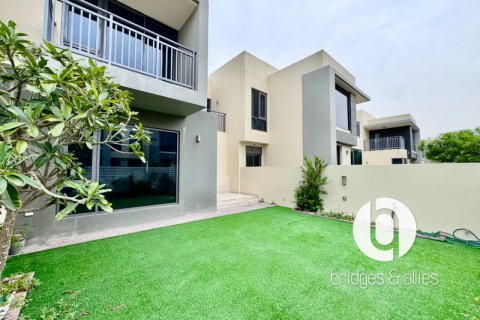 Vila u gradu Dubai Hills Estate, UAE 3 spavaće sobe, 209 m2 Br. 703119 - Slika 11
