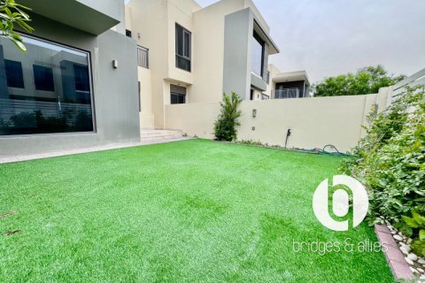 Vila u gradu Dubai Hills Estate, UAE 3 spavaće sobe, 209 m2 Br. 703119 - Slika 27