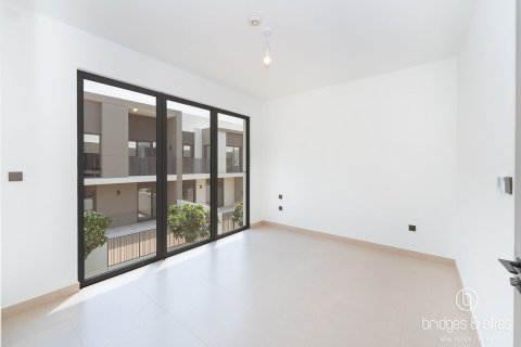 Villa in Tilal Al Ghaf, Dubai, UAE 4 bedrooms, 230 sq.m. № 703400 - photo 17