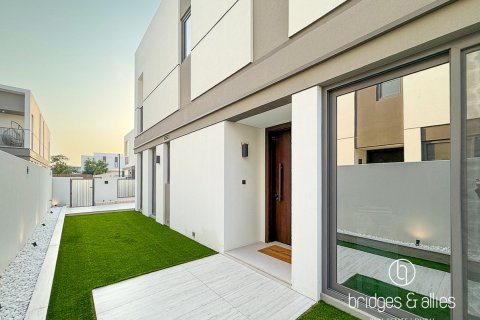 Villa in Tilal Al Ghaf, Dubai, UAE 4 bedrooms, 230 sq.m. № 703400 - photo 11
