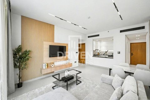 Apartament në Business Bay, Dubai, Emiratet e Bashkuara Arabe 2 dhoma gjumi, 123.56 m2. № 745452 - Foto 6