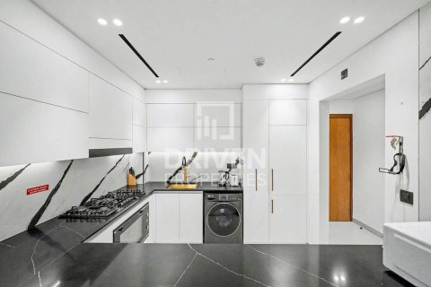 Apartament në Business Bay, Dubai, Emiratet e Bashkuara Arabe 2 dhoma gjumi, 123.56 m2. № 745452 - Foto 12