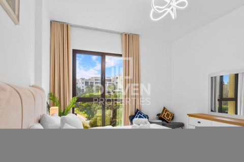 Apartment til leje i Umm Suqeim, Dubai, UAE 2 soveværelser, 126.07 kvm № 745449 - foto 10