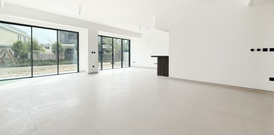 Tilal Al Ghaf, Dubai, UAE의 빌라 침실 5개, 416제곱미터 번호 701209