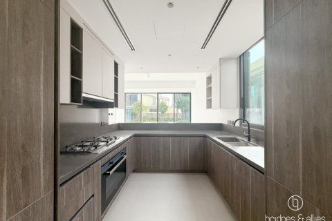 Tilal Al Ghaf, Dubai, UAE의 임대용 빌라 침실 5개, 416제곱미터 번호 701209 - 사진 5