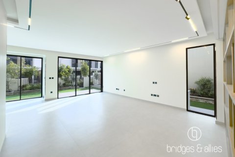 Tilal Al Ghaf、Dubai、UAE にあるヴィラの賃貸物件 4ベッドルーム、436 m2、No701210 - 写真 3