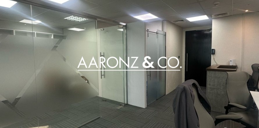 Kancelária v Business Bay, Dubai, SAE 77 m2 č. 701206