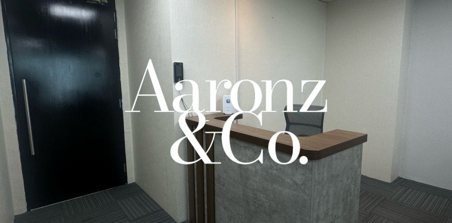 Bureau à Business Bay, Dubai, EAU: 77 m2 № 701206