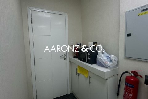 Kantor di Business Bay, Dubai, UEA 77 m2 nomor 701206 - foto 12