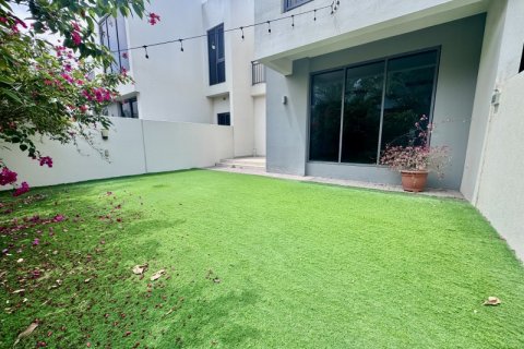 Dubai Hills Estate, Dubai, BAE’de kiralık villa 3 yatak odası, 195 m&sup2; No 701208 - fotoğraf 2