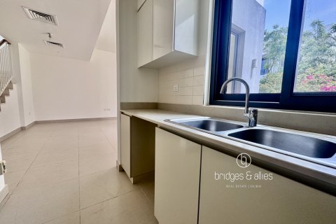 Dubai Hills Estate, Dubai, संयुक्त अरब अमीरात में विला, 3 बेडरूम, 212 वर्ग मीटर, संख्या 701208 - फ़ोटो 7