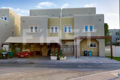 Villa en venta en Abu Dhabi, EAU 5 dormitorios, 348.4 m2 № 758129 - foto 3