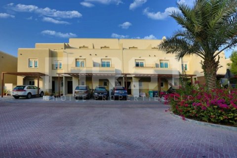 Vila u Abu Dhabi, UAE 348.4 m2, 5 spavaćih soba Br. 758129