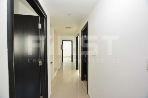 Villa en venta en Abu Dhabi, EAU 5 dormitorios, 348.4 m2 № 758129 - foto 12
