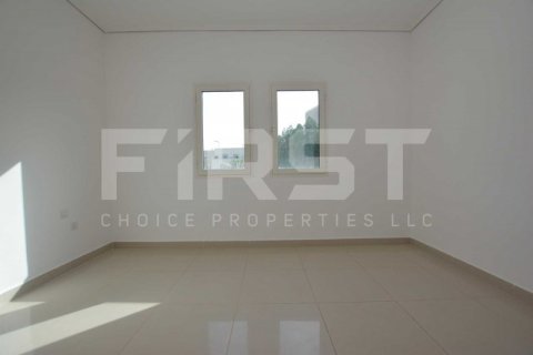 Villa en venta en Abu Dhabi, EAU 5 dormitorios, 348.4 m2 № 758129 - foto 8