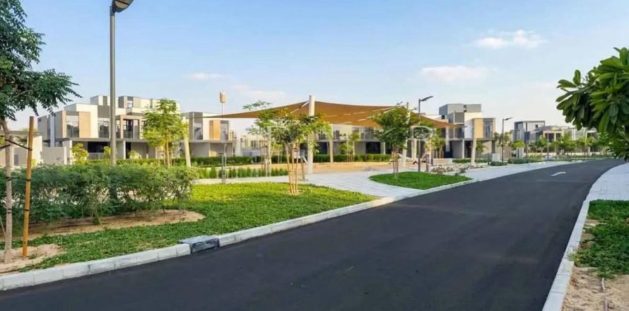 Σπίτι σε Dubai, ΗΑΕ 4 υπνοδωμάτια, 249.3 τ.μ. Αρ. 726366