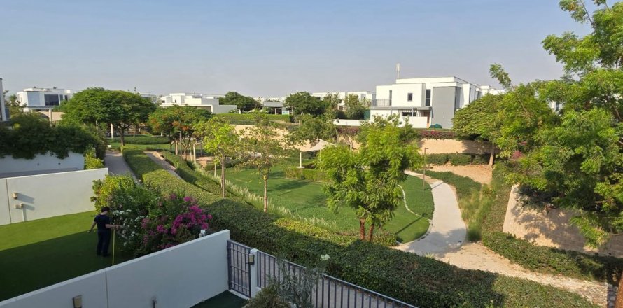 Townhouse di Dubai Hills Estate, UEA 4 kamar tidur, 306.2 m2 nomor 726368