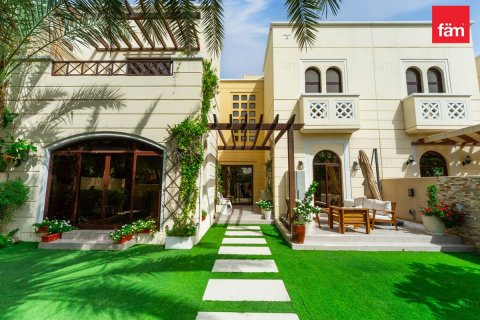 Kuća u nizu u gradu Dubai, UAE 4 spavaće sobe, 311.5 m2 Br. 713810 - Slika 19
