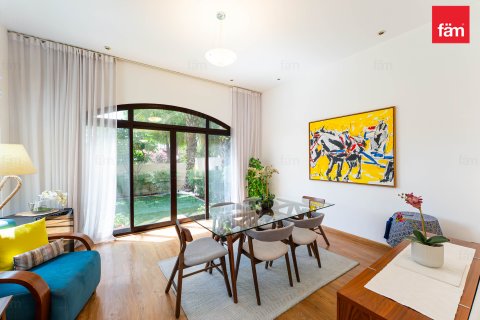Kuća u nizu u gradu Dubai, UAE 4 spavaće sobe, 311.5 m2 Br. 713810 - Slika 11
