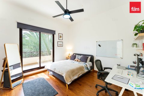 Kuća u nizu u gradu Dubai, UAE 4 spavaće sobe, 311.5 m2 Br. 713810 - Slika 14