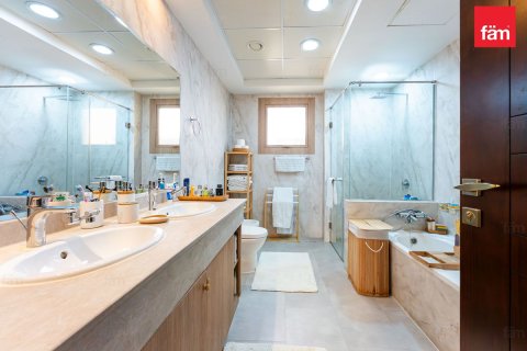 Kuća u nizu u gradu Dubai, UAE 4 spavaće sobe, 311.5 m2 Br. 713810 - Slika 18