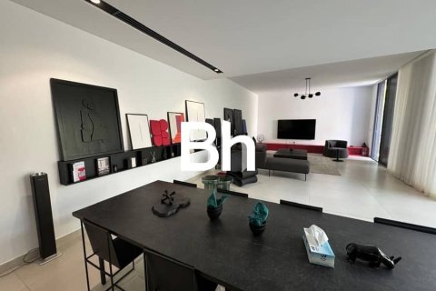 Villa à vendre à  Tilal City, Sharjah, EAU 4 chambres, 364 m2 № 642799 - photo 1