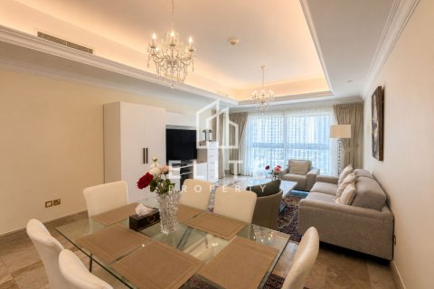 Apartament de închiriat în Palm Jumeirah, Dubai, EAU 1 dormitor, 120 mp.  №762972 - poză 2
