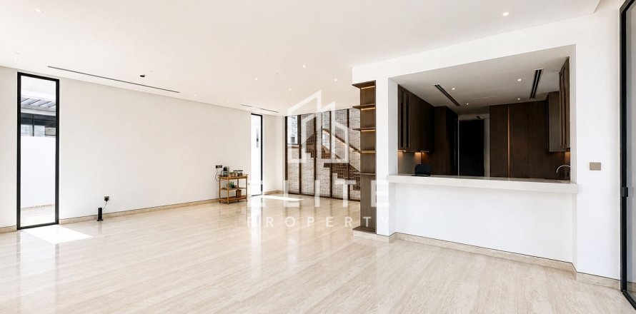 Vila v Tilal Al Ghaf, Dubai, SAE 5 spální, 551 m2 č. 762974