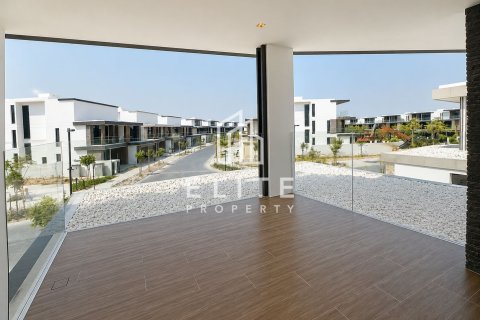 Vila v Tilal Al Ghaf, Dubai, SAE 5 spální, 551 m2 č. 762974 - Fotografia 16