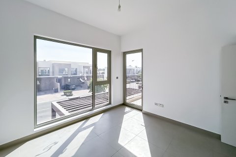 Kuća u nizu u gradu Arabian Ranches 2, Dubai, UAE 3 spavaće sobe, 140 m2 Br. 750877 - Slika 8