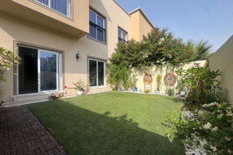 Kuća u nizu u Dubai Land, Dubai, UAE 167.98 m2, 3 spavaćih soba Br. 750875