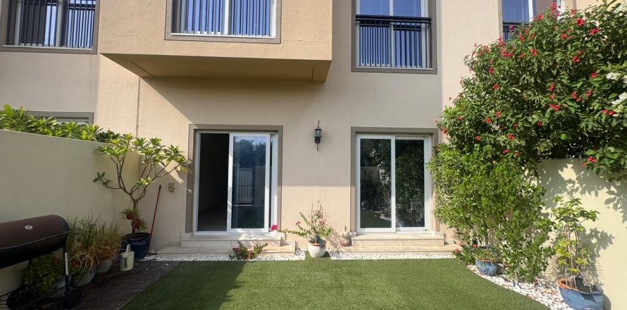 Kuća u nizu u Dubai Land, Dubai, UAE 167.98 m2, 3 spavaćih soba Br. 750875