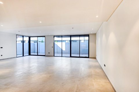Vila v Dubai Land, SAE 5 ložnice, 384.71 m² Č.: 750189 - fotografie 2