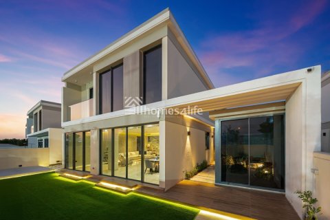 Vila v Tilal Al Ghaf, Dubai, SAE 4 ložnice, 465 m² Č.: 709651