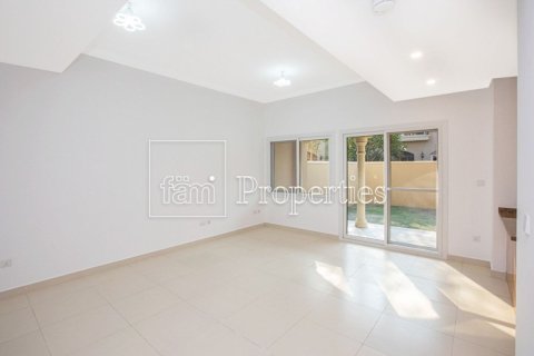 Maison de ville à louer à Dubai, EAU 2 chambres, 172.4 m2 № 668788 - photo 8
