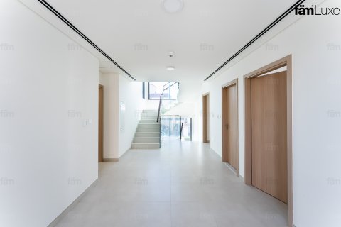 Снять в аренду виллу в Дубай, ОАЭ 4 спальни, 428.6м2, № 668790 - фото 15