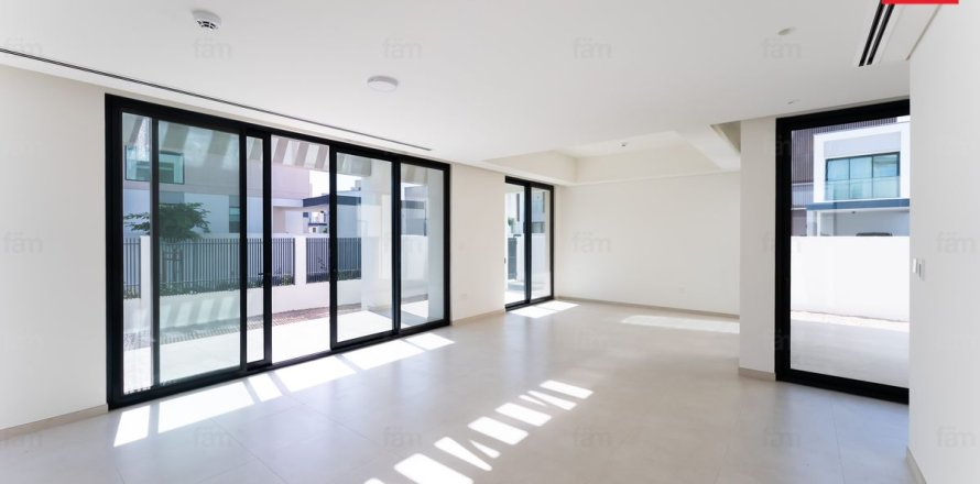 Villa i Dubai, Emiratene 4 soverom, 428.6 kvm nr. 668790