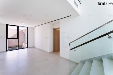 Снять в аренду виллу в Дубай, ОАЭ 4 спальни, 428.6м2, № 668790 - фото 13