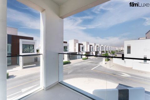 Villa in Dubai, UAE 4 bedrooms, 428.6 sq.m. № 668790 - photo 4