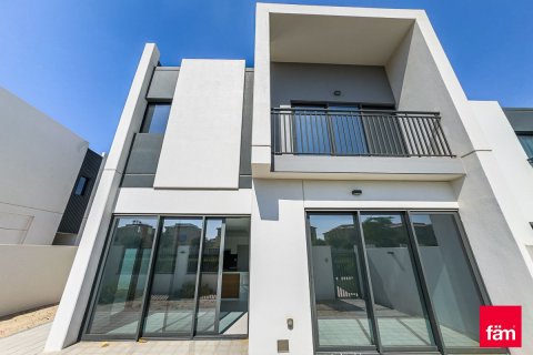 Řadový dům v Dubai, SAE 4 ložnice, 230 m² Č.: 668785 - fotografie 8