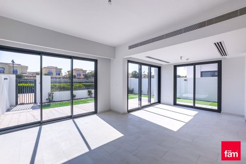 Řadový dům v Dubai, SAE 4 ložnice, 230 m² Č.: 668785 - fotografie 3