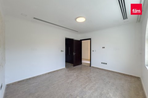 Üürile anda villa asukohaga Dubai, AÜE: 5 magamistoaga, 740 m² Nr 634762 - pilt 10