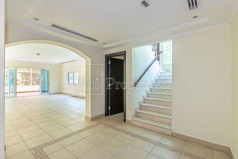 Vilë në Dubai, Emiratet e Bashkuara Arabe 3 dhoma gjumi, 547.1 m2. № 634766 - Foto 3
