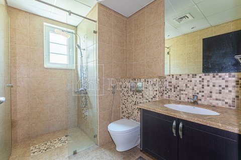 Vilë në Dubai, Emiratet e Bashkuara Arabe 3 dhoma gjumi, 547.1 m2. № 634766 - Foto 30