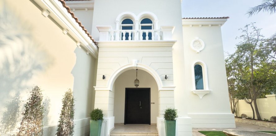 Villa sa Dubai, UAE 3 silid-tulugan, 547.1 sq.m. № 634766