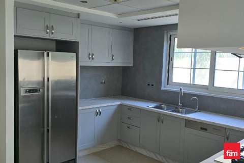 Dubai, संयुक्त अरब अमीरात में विला, 3 बेडरूम, 547.1 वर्ग मीटर, संख्या 634766 - फ़ोटो 27